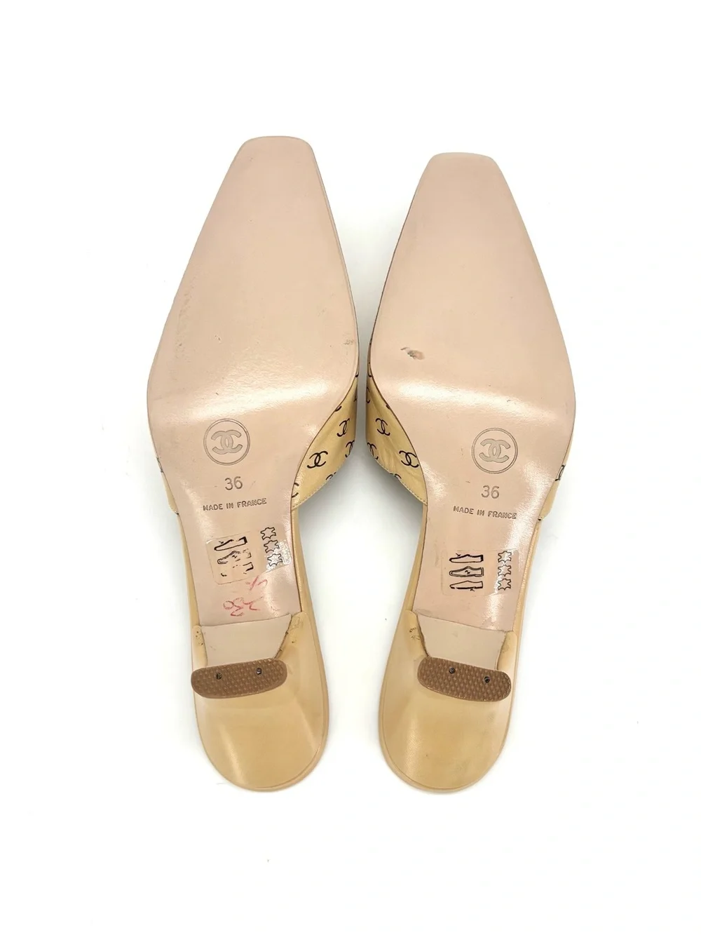Chanel Vintage Lagerfeld CC Print Pointed Toe Kitten Heel Mules Slip On Pumps 36